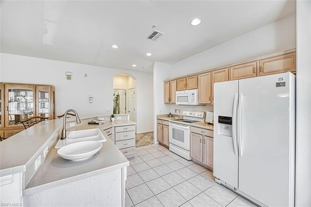 20021 Sanibel View CIR 101, Fort Myers, FL 33908