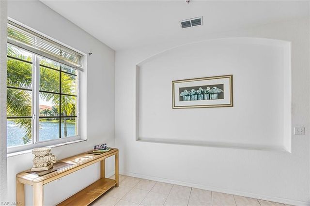 20021 Sanibel View CIR 101, Fort Myers, FL 33908