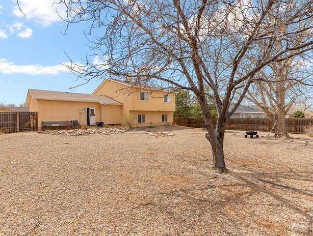 277 W Ben Hogan Dr, Pueblo West, CO 81007