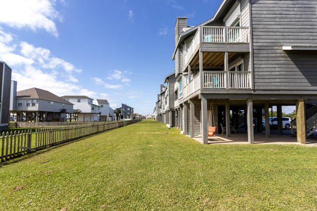 17609 Termini San Luis Pass Road, Galveston, TX 77554