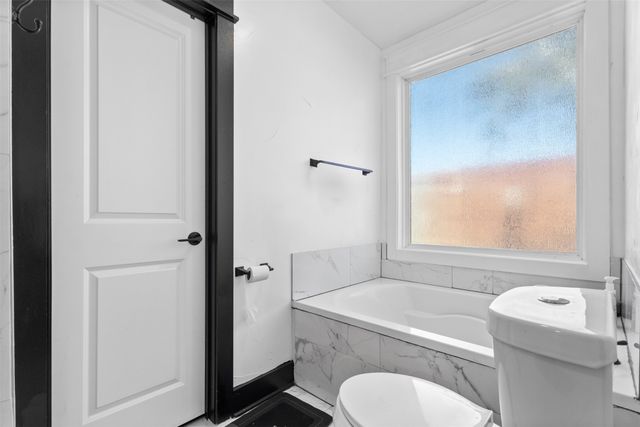 3300 Jordan Valley Road, Dallas, TX 75253