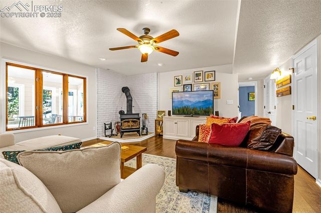 8855 Aspen Hills Court, Colorado Springs, CO 80908