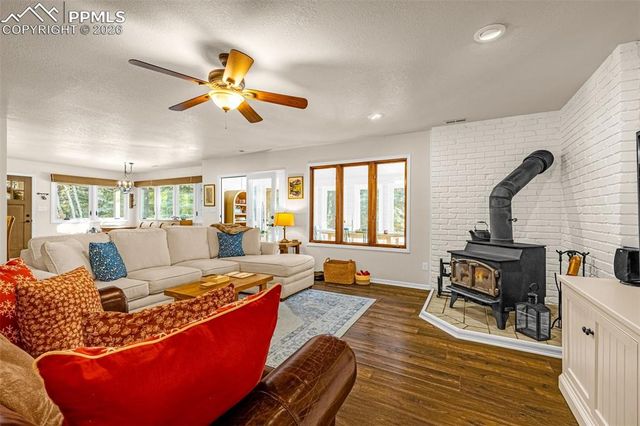 8855 Aspen Hills Court, Colorado Springs, CO 80908