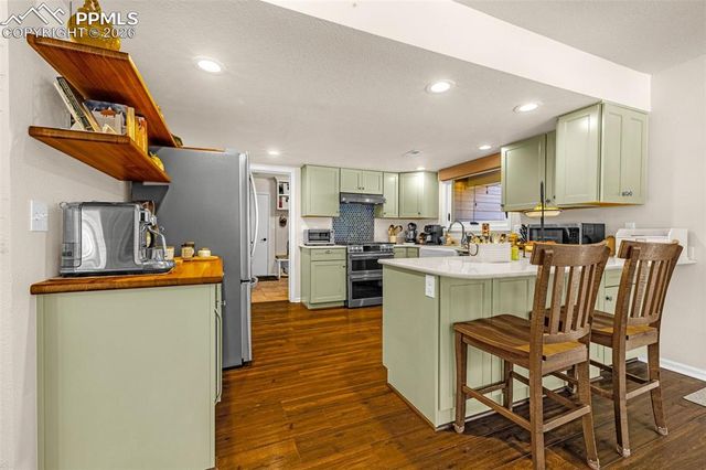 8855 Aspen Hills Court, Colorado Springs, CO 80908