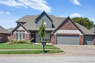 4708 N Maple Avenue, Broken Arrow, OK 74012