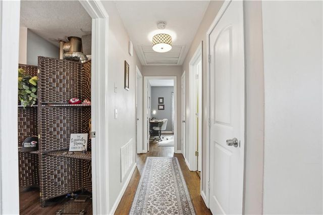 702 SW 17th Street, Blue Springs, MO 64015