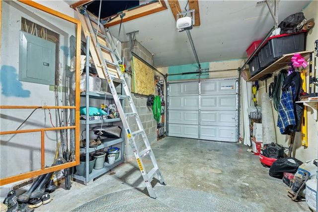 702 SW 17th Street, Blue Springs, MO 64015