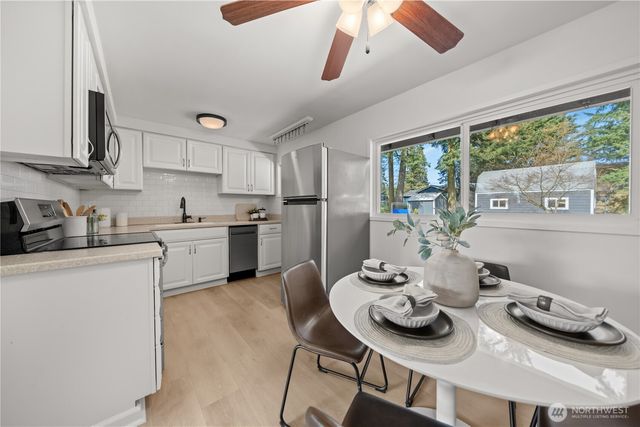 5603 225th Street SW, Mountlake Terrace, WA 98043