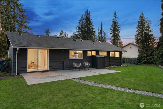 5603 225th Street SW, Mountlake Terrace, WA 98043