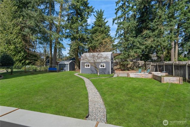 5603 225th Street SW, Mountlake Terrace, WA 98043