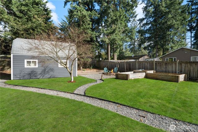 5603 225th Street SW, Mountlake Terrace, WA 98043