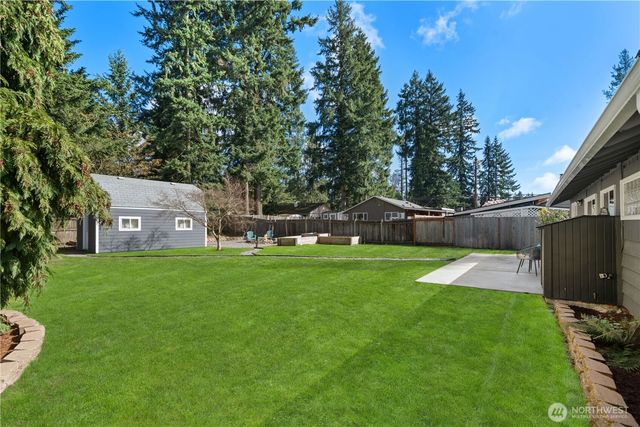 5603 225th Street SW, Mountlake Terrace, WA 98043