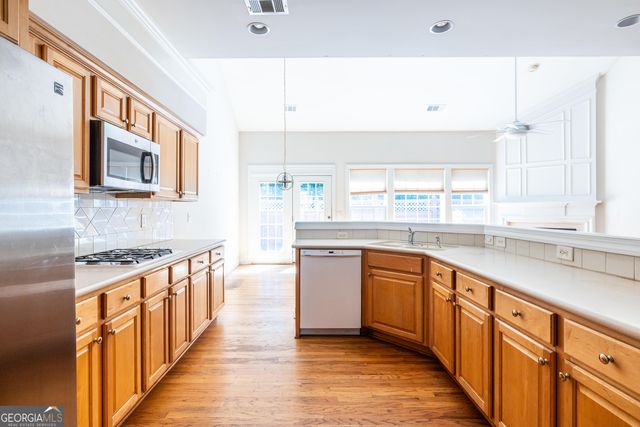 10 Hemingbrough Way, Alpharetta, GA 30022