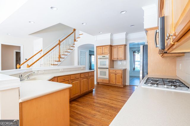 10 Hemingbrough Way, Alpharetta, GA 30022