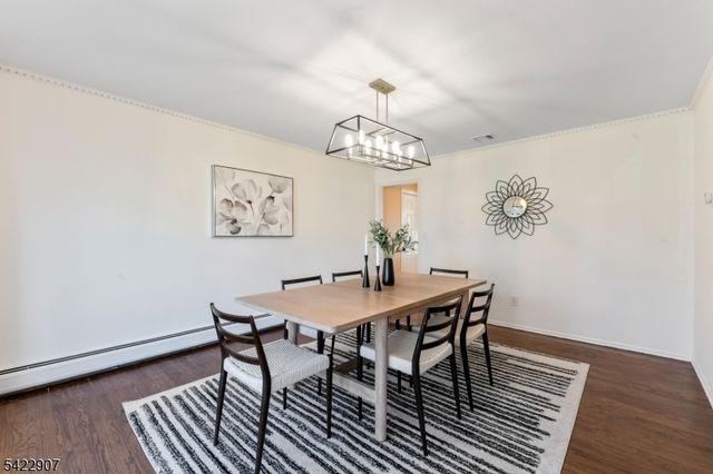 19 Breton Dr, Montville Twp., NJ 07058