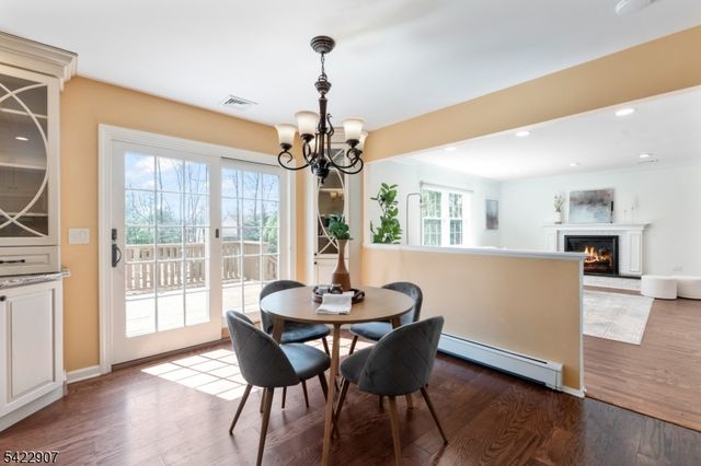 19 Breton Dr, Montville Twp., NJ 07058