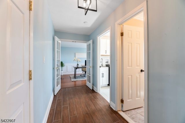 19 Breton Dr, Montville Twp., NJ 07058