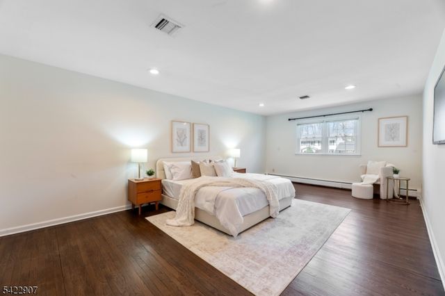 19 Breton Dr, Montville Twp., NJ 07058