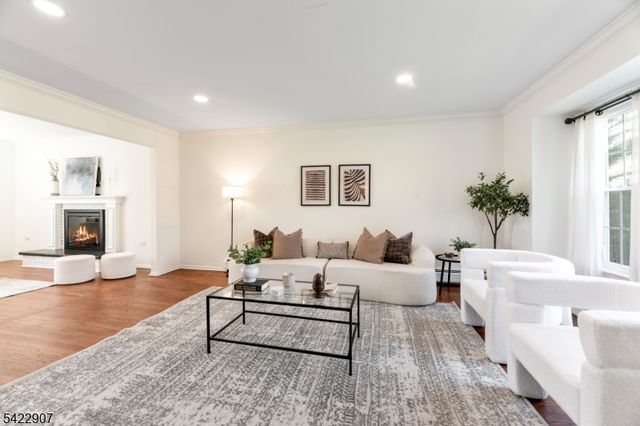 19 Breton Dr, Montville Twp., NJ 07058