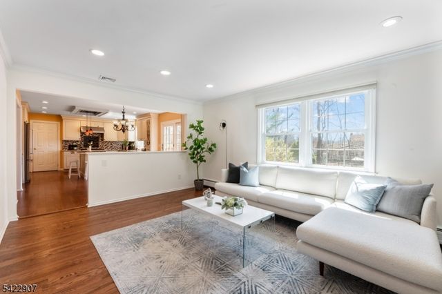 19 Breton Dr, Montville Twp., NJ 07058