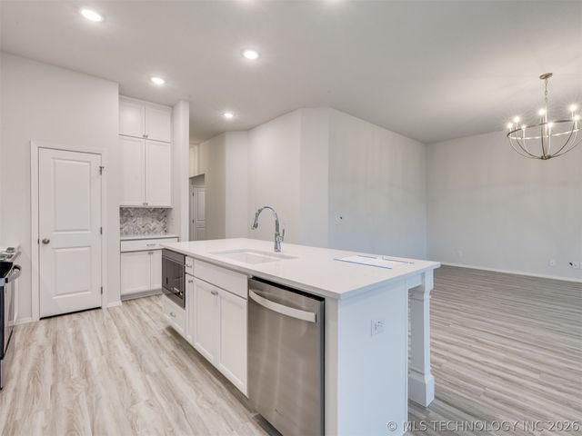 3401 E 153rd Street S, Bixby, OK 74008