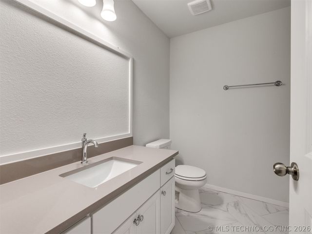 3401 E 153rd Street S, Bixby, OK 74008