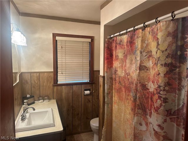 3260 S Wendover Circle, Youngstown, OH 44511
