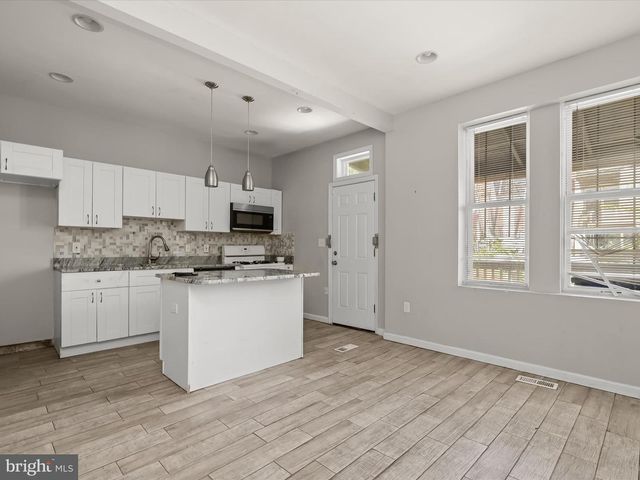 3018 PRESSTMAN ST, Baltimore, MD 21216