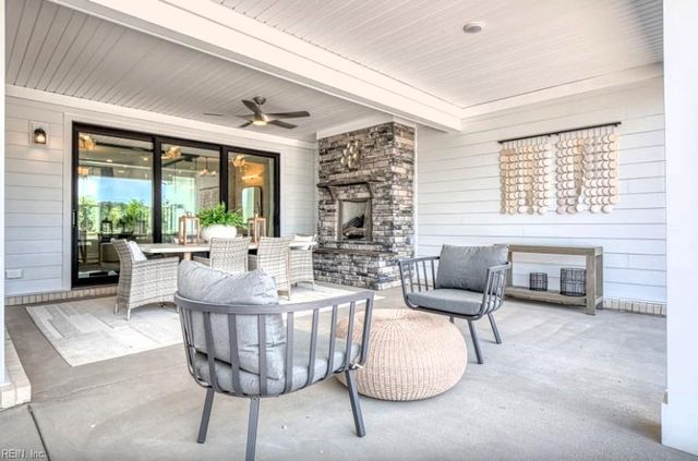 2972 Weston LOOP, Virginia Beach, VA 23456