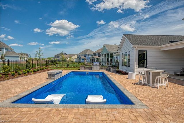 2972 Weston LOOP, Virginia Beach, VA 23456