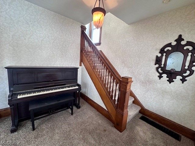 119 Cornell Avenue, Elyria, OH 44035