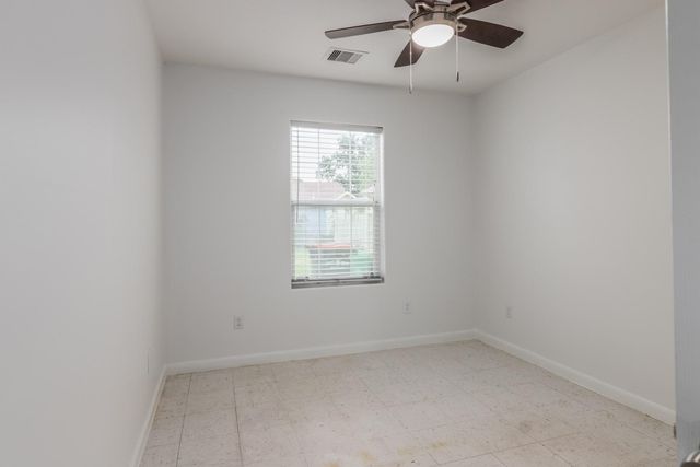 217 N Gaillard Street, Baytown, TX 77520