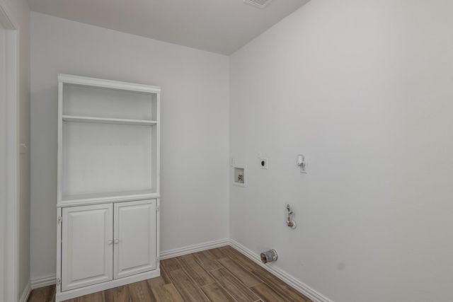 217 N Gaillard Street, Baytown, TX 77520