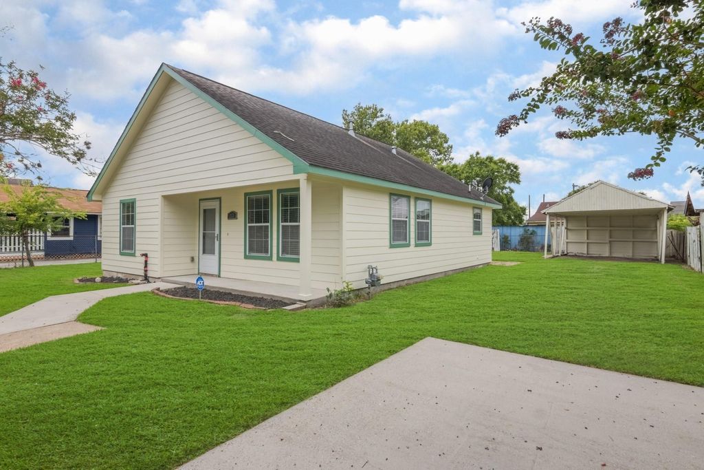 217 N Gaillard Street, Baytown, TX 77520