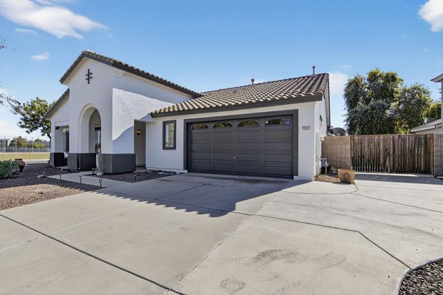 18711 E Raven Drive, Queen Creek, AZ 85142