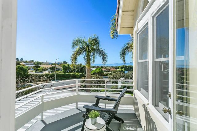 19 Harbor Pointe, Corona Del Mar, CA 92625