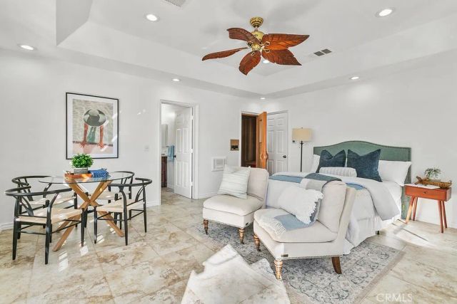 19 Harbor Pointe, Corona Del Mar, CA 92625