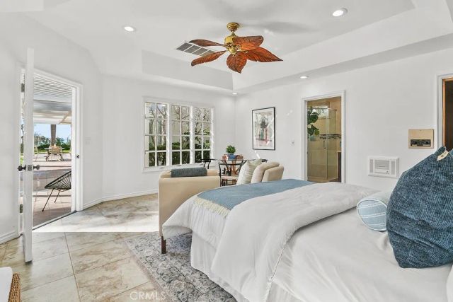 19 Harbor Pointe, Corona Del Mar, CA 92625