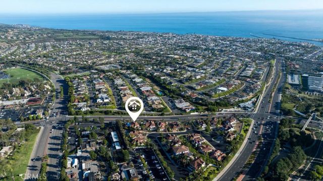 19 Harbor Pointe, Corona Del Mar, CA 92625