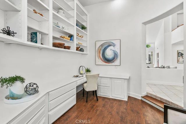 19 Harbor Pointe, Corona Del Mar, CA 92625