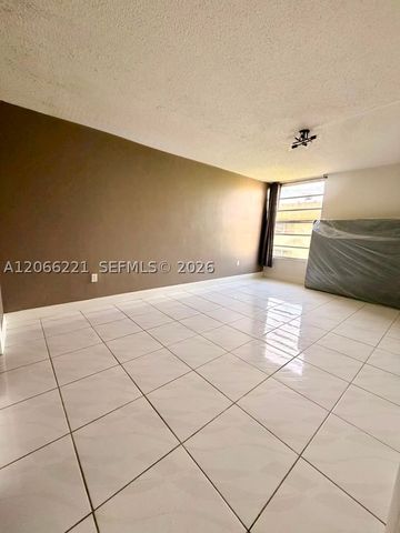 840 NW 87th Ave 406, Miami, FL 33172