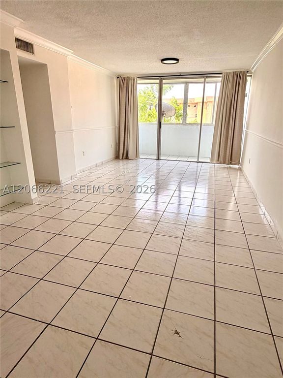 840 NW 87th Ave 406, Miami, FL 33172