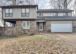 8723 N CARROLLWOOD CV N, Memphis, TN 38016