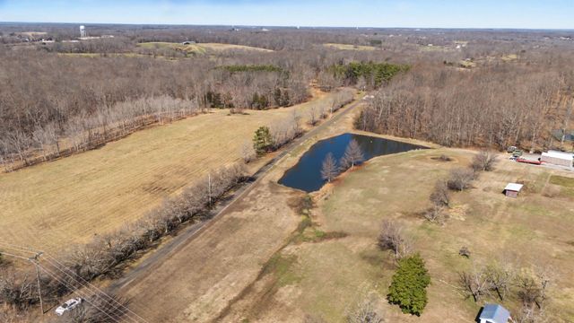 1231 Abiff Road, Bon Aqua, TN 37025
