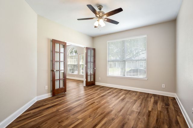 1045 Woodhaven Circle, Rockwall, TX 75087