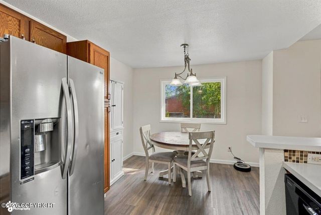 8301 Ragged Top Circle, Anchorage, AK 99504