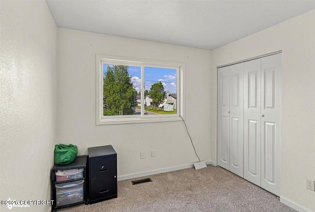 8301 Ragged Top Circle, Anchorage, AK 99504