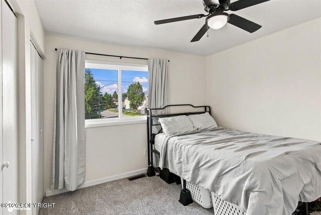 8301 Ragged Top Circle, Anchorage, AK 99504
