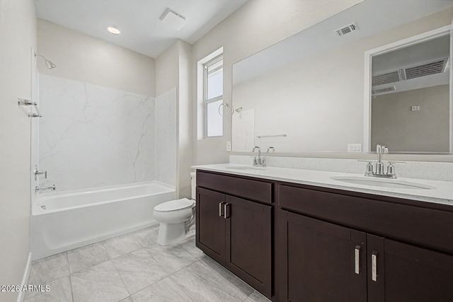 7011 E HAYRIDE Lane, San Tan Valley, AZ 85143