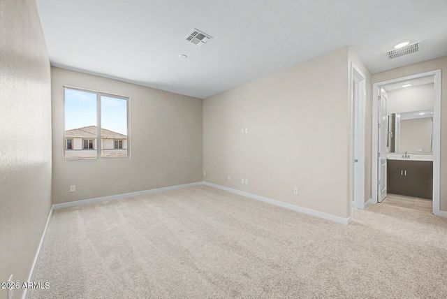 7011 E HAYRIDE Lane, San Tan Valley, AZ 85143